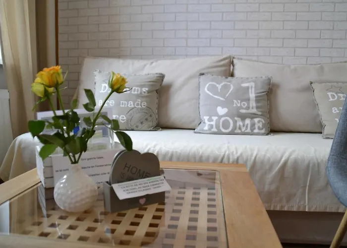 Zur Neisse بيت ضيافة